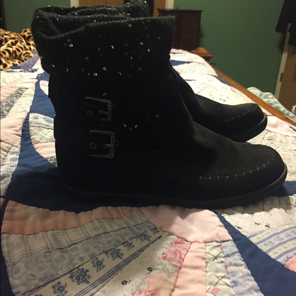 Guess boots